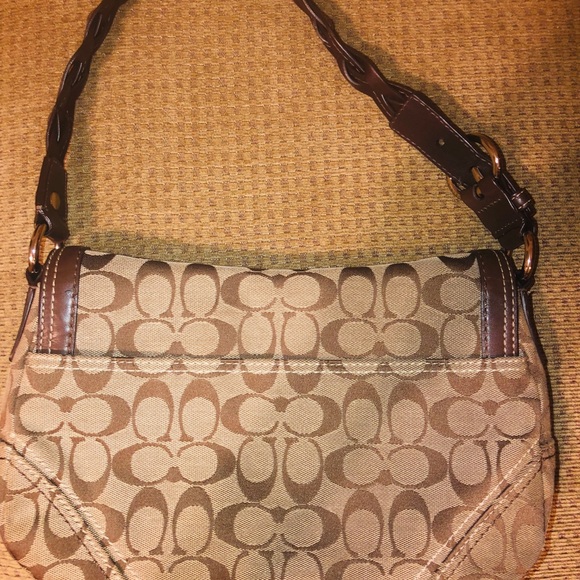 Coach Handbag - Picture 2 of 6